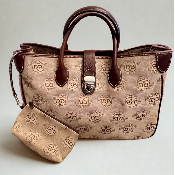 Dooney & Bourke Handbags - Dooney & Bourke | Signature Logo Tote